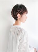 【yuka】シルエットが綺麗なシンプルショート