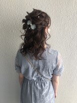 パリスパート2&nbsp;トップ ウェーブ ゆるふわ カール ハーフアップ ヘアアレンジ