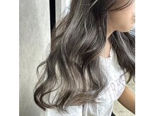 エマ(EMA)の雰囲気（筋感重視のハイライトヘアが◎[水戸/ハイライト/レイヤーカット]）