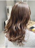 ◎マロンベージュで深みのある艶カラー