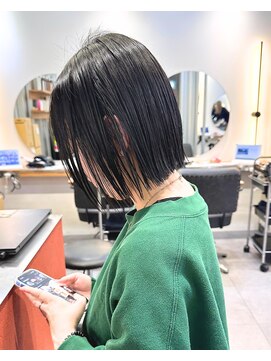 イオエ 梅田(ioe) ミディアムストレート /ニュアンスカラー/髪質改善/縮毛矯正