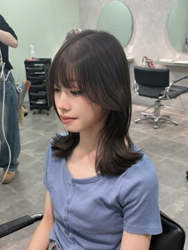 ジーニー 千葉(GENiE) くびれミディアム/ダークグレージュ【白井愛海】