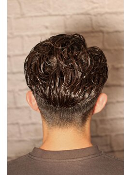 銀座マツナガ 新宿野村ビル店 七三ツーブロ×パーマ