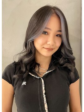 ピークアブー 銀座並木通り(PEEK-A-BOO) フェイスフレーミング/ダークグレー/シルバー/ロングヘア