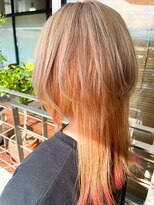 イーストハムアール(EAST HAM r)&nbsp;ミディアムウルフ/くらげヘア/オレンジカラー