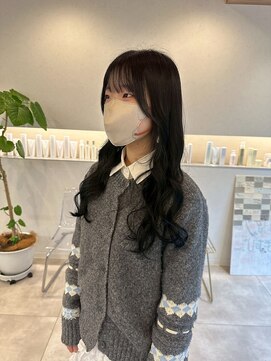 ウタリ(utari) 明るくできる地毛風カラー【難波 桜川/髪質改善】