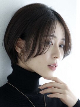 ダリア(Dahlia) 韓国風小顔レイヤーショート × 艶感イルミナカラー