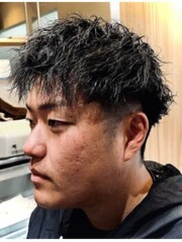 クロリ(coloris)の写真/【松山市和気町/メンズ専門】<カット+パーマ¥8,000~>初めてパーマに挑戦したい方も気軽に相談できる◎