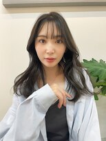 シダ(sida SAIIN) 20代30代ダークカラーグレージュ