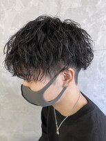 ウシワカマルイースト(ushiwakamaru East)&nbsp;大人気のツイストスパイラルパーマ