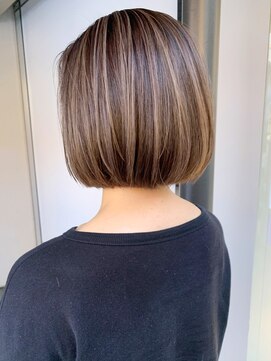 アイティー バイ アルバム 中野店(IT by ALBUM) エアタッチ_外ハネボブセクションカラーペールベージュ_ba392082