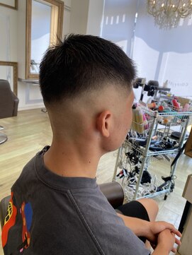 コワファースト 大分(COIFF1RST) フェードカット