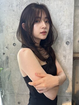 サイン 表参道(SIGN) レイヤーカットグレージュカラーデザインカラーシルキーベージュ