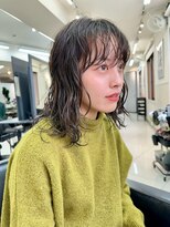 ミディアムボブパーマ前髪パーマアッシュブラックぱっつん前髪