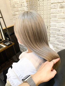 ルクスバイアフィナー(Luxo by Afinar) 【町田/Luxo by Afinar】ホワイトグレージュ