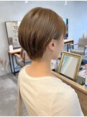 耳かけ丸みショートミルクティーべージュ＊透明感カラー
