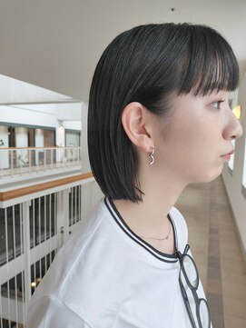 ビュートリアム 神戸(BEAUTRIUM) ワイドバングのボブ/ショートカット/ショートヘア/30代/40代