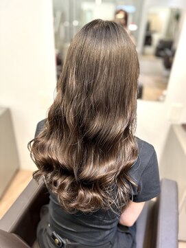 ジエクト ヴィシア(The Ect VIXIA) コテ巻き風パーマ 韓国風パーマ レイヤーパーマ