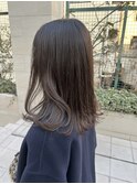 オトナ可愛い ミディアムスタイル 透明感カラー