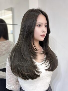 エル バイ アンキシム(elu by AHNKISM) 韓国風オルチャンレイヤーカット髪質改善縮毛矯正心斎橋