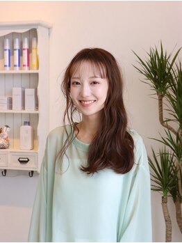 シェアーズ(SHERS.)の写真/髪と心を癒すリゾート空間で上質なヘアケアを♪健康的な美髪は頭皮から整えて、5年10年先まで美しい髪に◎
