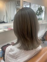 ナイ(nai) 白髪ぼかしハイライト