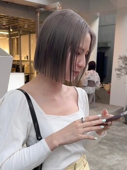 ロマリア ヒルズ 表参道 原宿(Lomalia HILLS)の写真/【乾かすだけでキマるカット技術】毎朝のスタイリングに時間をかけたくない方におすすめ！[表参道/原宿]