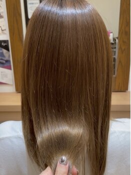 テトテプラス(tetote+)の写真/お客様ひとりひとりの髪のお悩み・理想の質感に合わせてトリートメントをお選びします♪今までにない髪質に