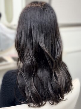 秋冬トレンド/暗髪透明感カラー