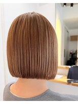 イーエム 自由通り店(e.m.)&nbsp;切りっぱなしボブ/ハイトーンボブ
