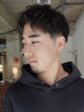 トッド(tod) メンズパーマメンズカットニュアンスパーマシャドウパーマメンズ