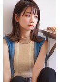 シースルーバング×外ハネスタイル