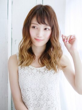 ナル 白山神社参道通り店(nalu) グラデーションカラーのウェービーカール