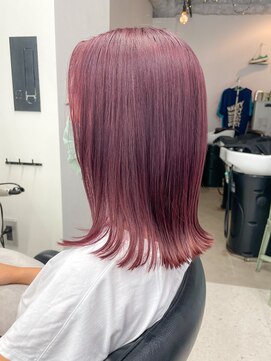 ヒビヲ(HIBIO) ダブルカラーピンクベージュピンクカラーケアブリーチミニボブ