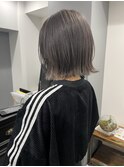 パープルグレージュ×外ハネレイヤーボブ
