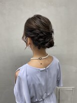 フェリア 松山(Feria)&nbsp;【Feria松山】大人×シニヨン‐相原愛梨‐