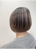 ショートボブ