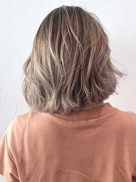 アルバム 渋谷パルコ(ALBUM) ハイバレボブ_チェリーブラウンフェミニンロング_ba341791