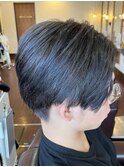 センターパート アッシュカラー