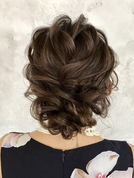 グロウ 上野御徒町(grow) ヘアアレンジ