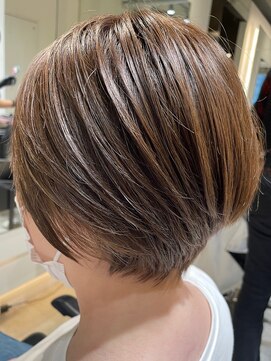 ヘア デザイン リスク(HAIR DESIGN RISK) ショートボブ×マットベージュ