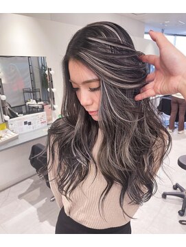 キング 梅田(K!ng) 梅田ハイライト梅田バレイヤージュハイライトカラー縮毛矯正