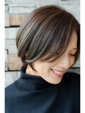 ヴォーチェ フォーヘアー(VOCE for hair) 小顔大人マッシュコンパクトショートマロンベージュ