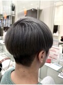 シルバーグレイ