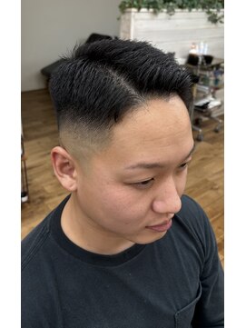 バーバーショップテト(barber shop tete) 7:3スキンフェード