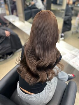 ペレ 栄 アネックス(PELE栄ANNEX) 韓国 くびれロング レイヤー ワンホンヘア 小顔前髪