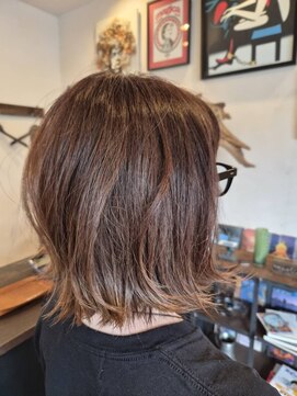 マヒカ(MAGICA) 外はねボブ