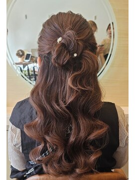 【セットサロンfirst】外巻き綺麗めハーフアップ