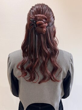 ヌー 栄(nuu) ハーフアップ タイトアレンジ リボンアレンジ