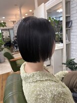 クララ タカマツ(CLALA Takamatsu)&nbsp;首元すっきり　ぱつっとボブ